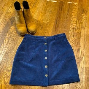 Navy Corduroy button front skirt EUC M